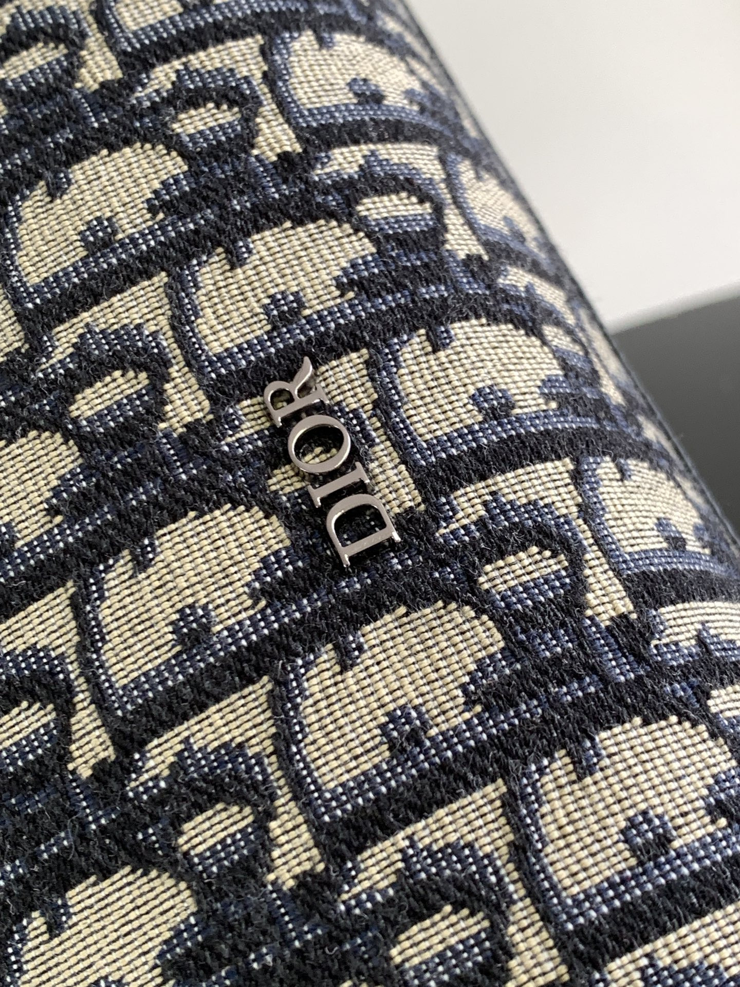 D*0r Lingot Toiletry Bag Beige and Black D*0r Oblique Jacquard 8.5 x 5 x 4 inches