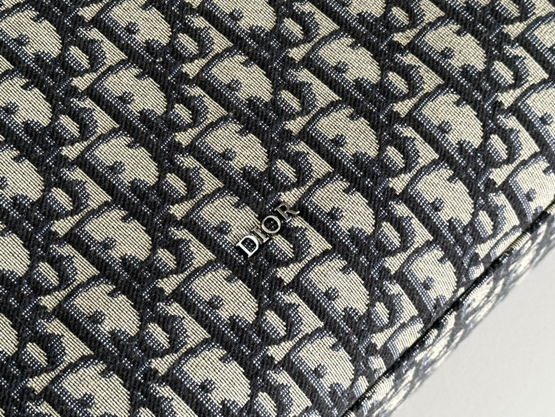 D*0r Safari Tote Bag Blue D*0r Oblique Jacquard and Grained Calfskin 15.5 x 14 x 4.5 inches