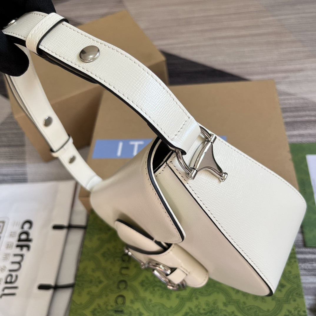 G*u*i HORSEBIT 1955 SMALL SHOULDER BAG WHITE 10.4"W x 6.7-4.1"H x 3.1-1.6"D