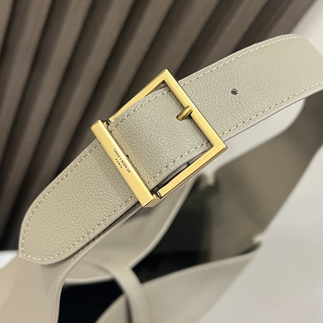 Y*L LE 5 À 7 S*pPLE LARGE IN SMOOTH LEATHER LIGHT GRAY 11.8" X 11" X 4.3"