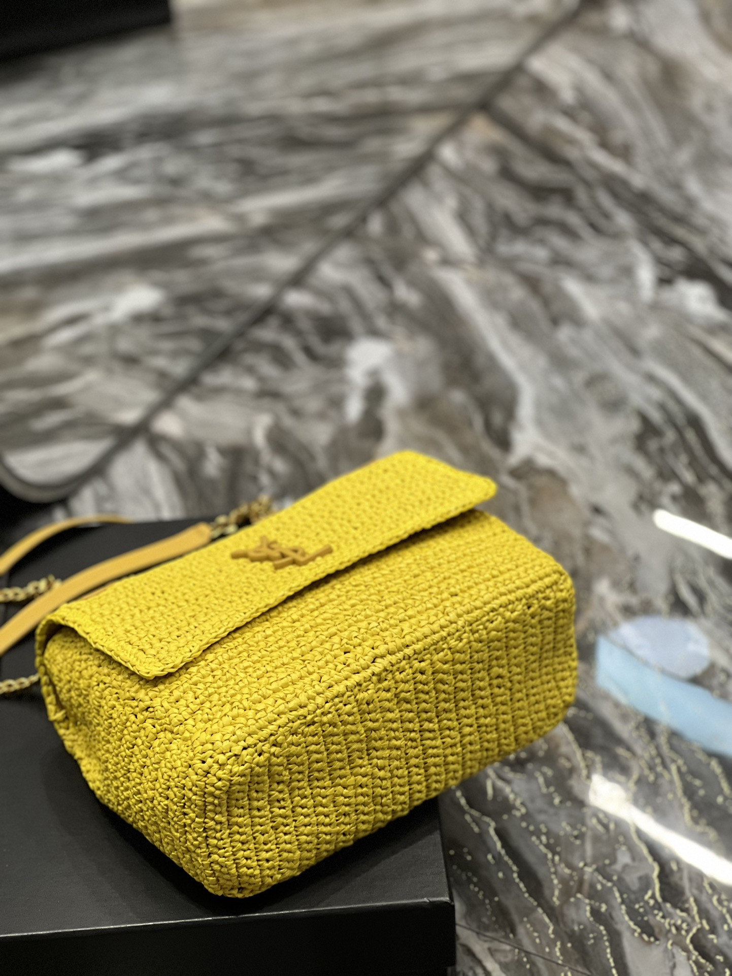 Y*L NIKI MEDIUM CHAIN BAG IN RAFFIA AND LEATHER YELLOW 11 X 7.8 X 3.3 INCHES