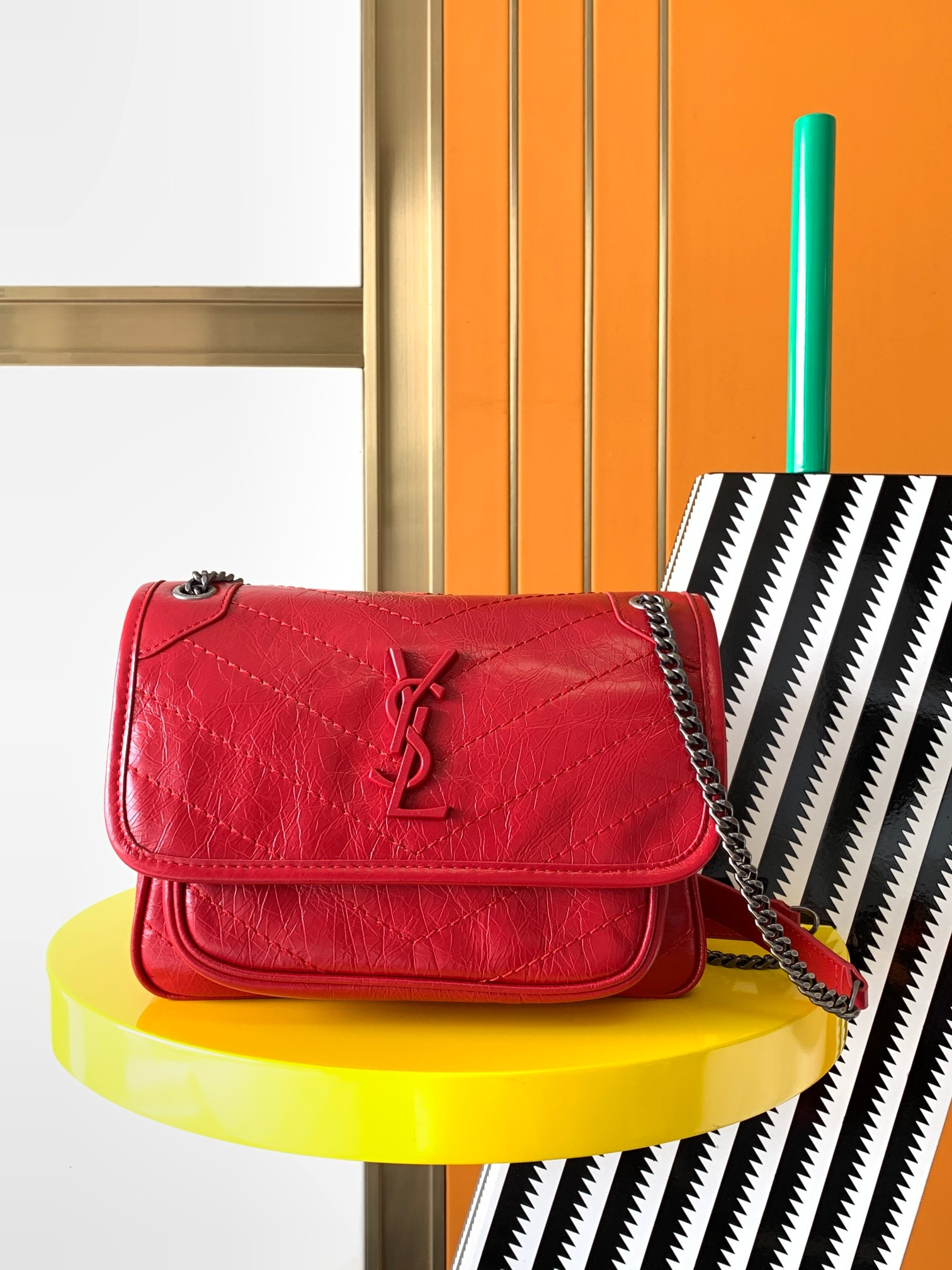 Y*L NIKI BABY IN VINTAGE LEATHER RED 8.2 X 6 X 2.9 INCHES