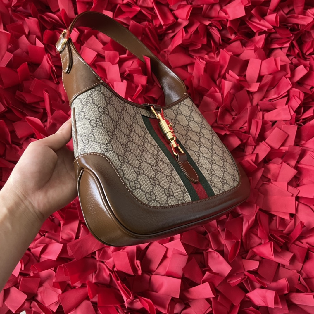 G*u*i JACKIE SMALL SHOULDER BAG 10.8"W x 7.5"H x 1.6"D