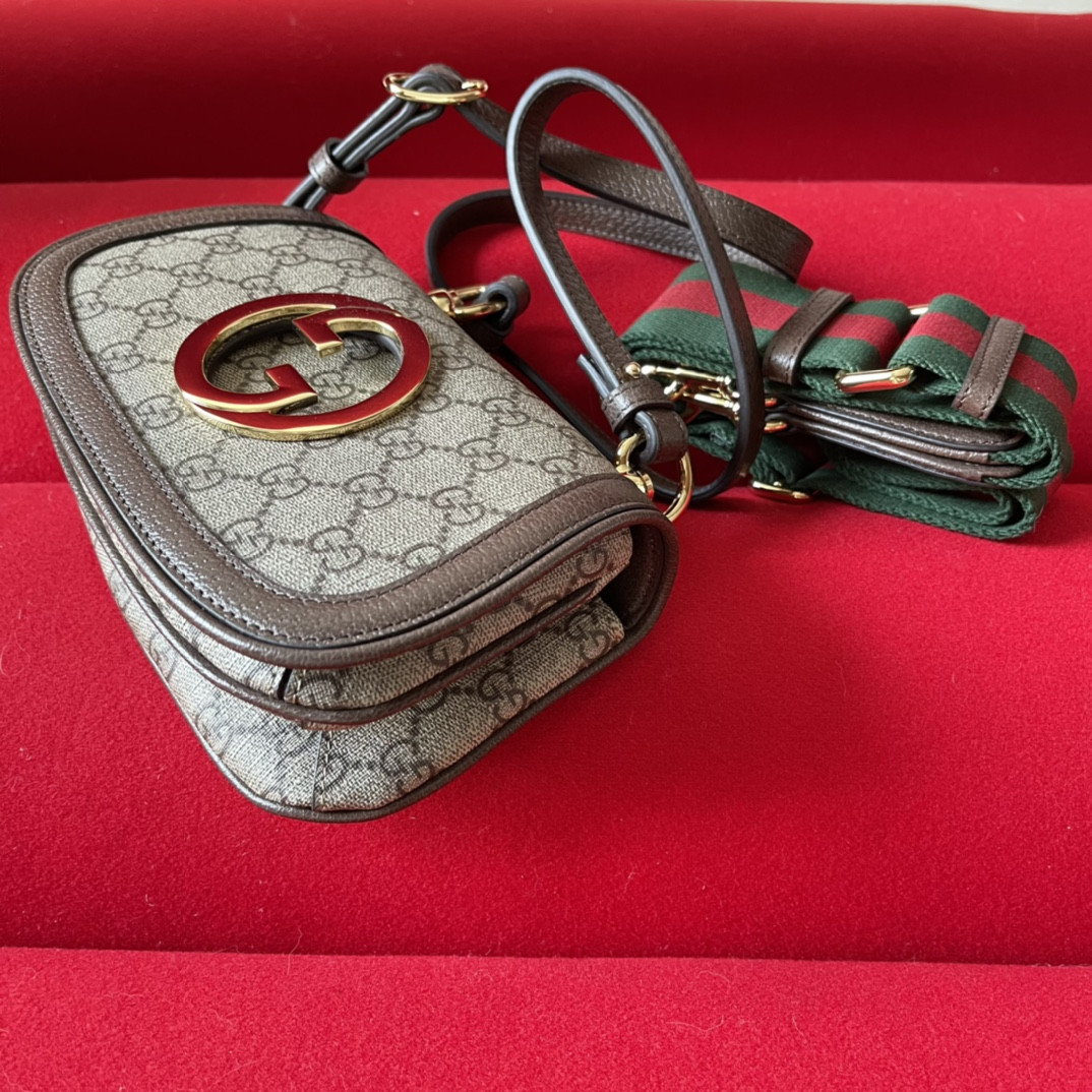 G*u*i BLONDIE MINI BAG Beige and ebony 8.7"W x 5.1"H x 2.2"D