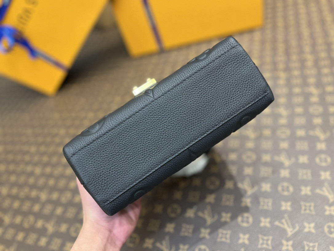 L0*is V*t0n M45977 Madeleine BB 9.4 x 6.7 x 3.3 inches