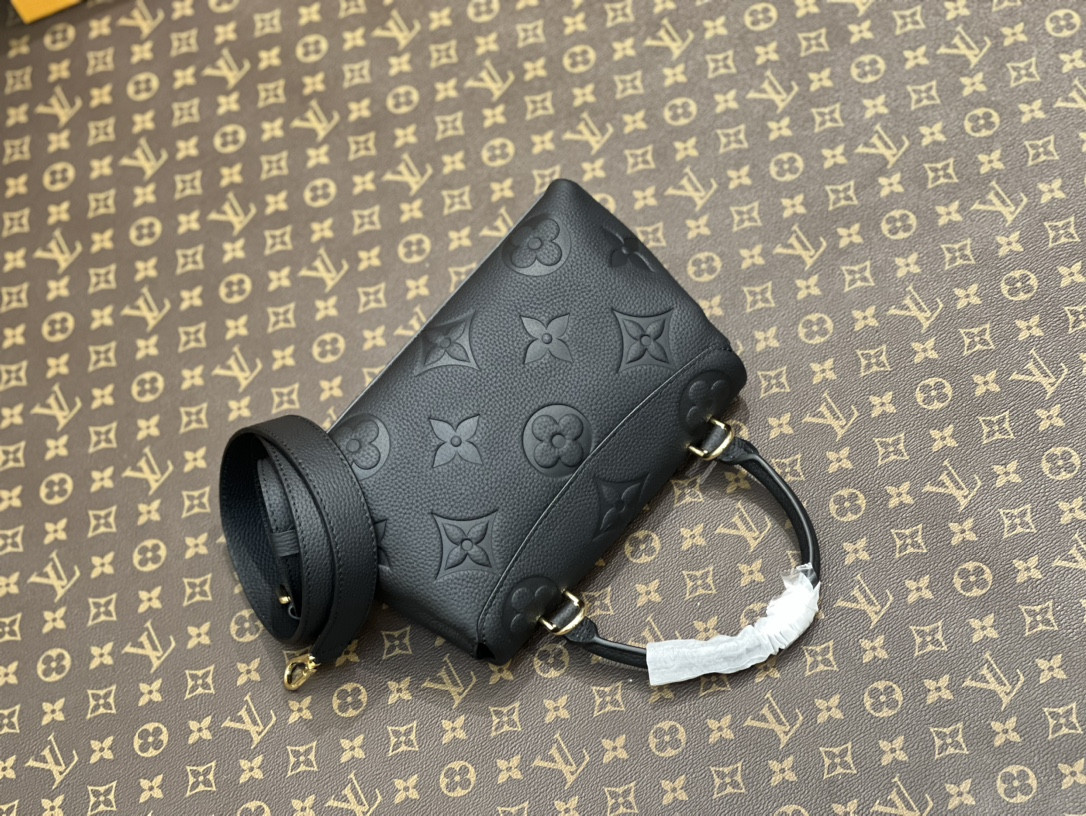 L0*is V*t0n M45977 Madeleine BB 9.4 x 6.7 x 3.3 inches