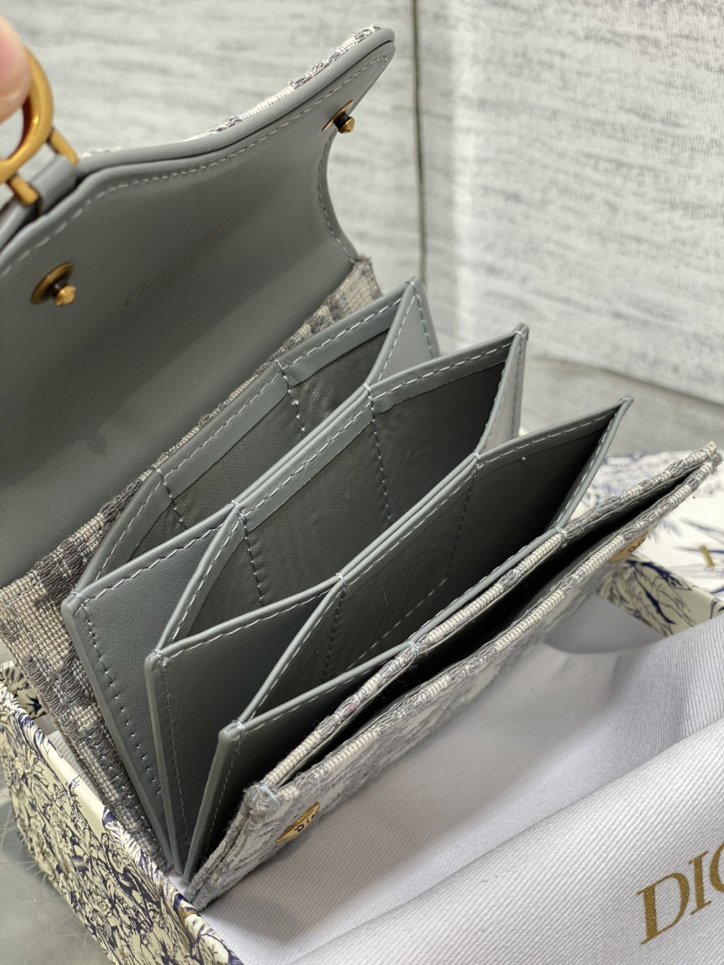 D*0r CARD HOLDER 12-10-5CM