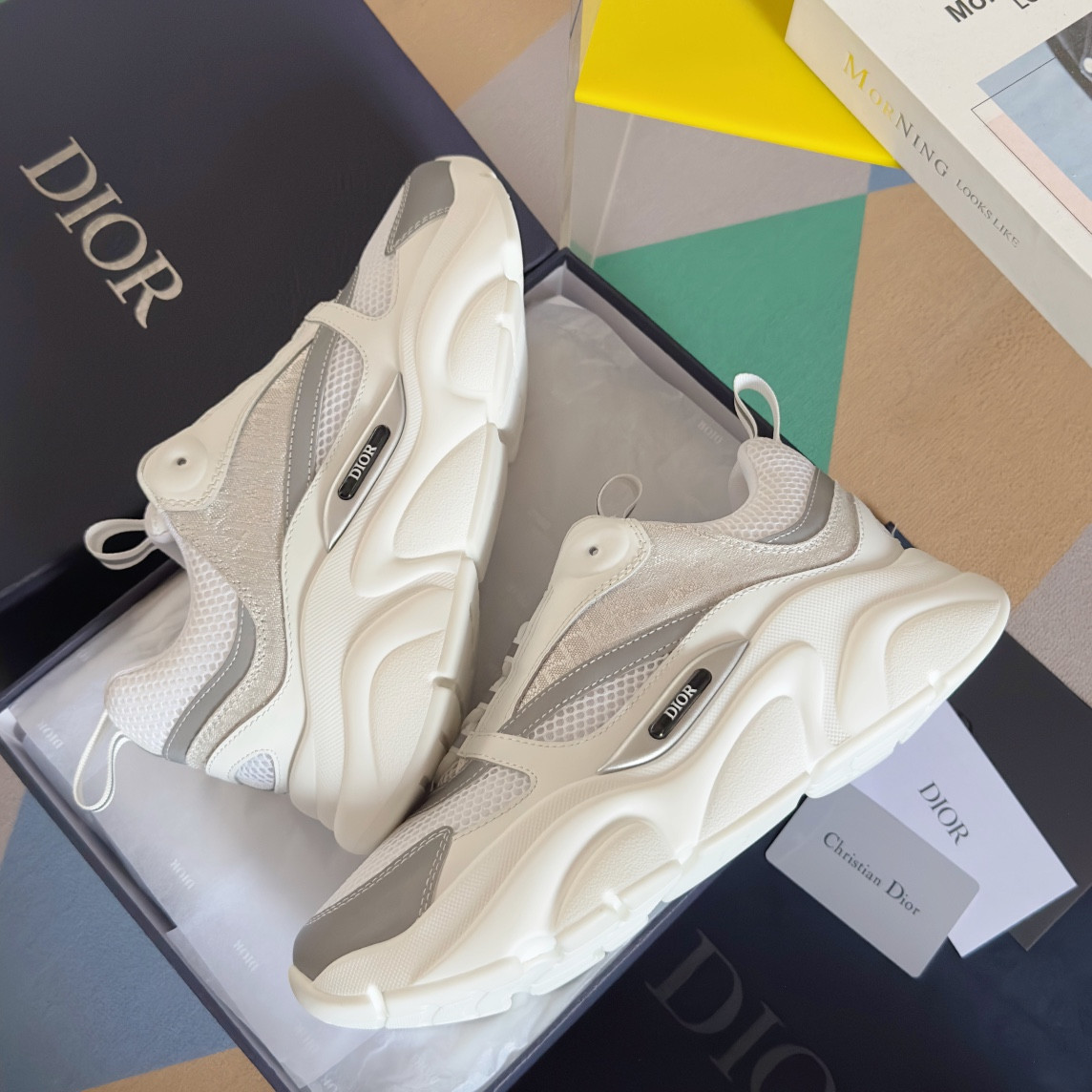 UA D*0r B22 white Sneaker