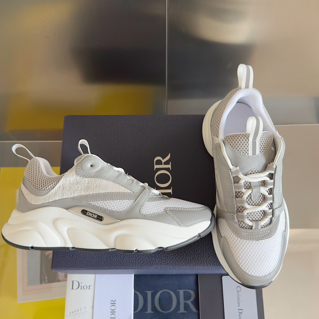 UA D*0r B22 white Sneaker