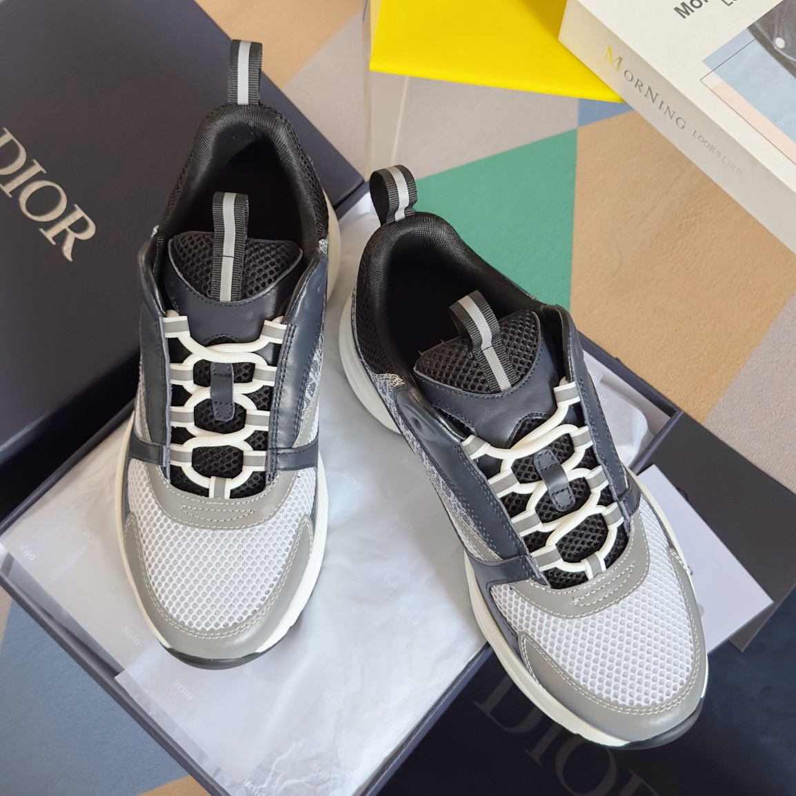 UA D*0r B22 gray Sneaker