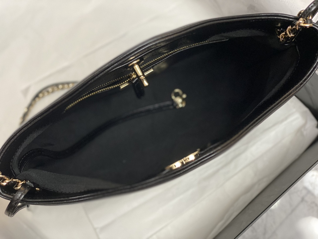 Ch*el SHOPPING BAG Shiny Lambskin & Gold-Tone Metal Black11.7 × 11.3 × 3.5 in