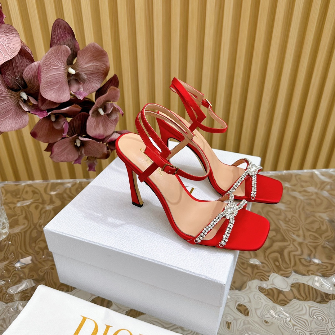 UA D*0r Slingback Pump