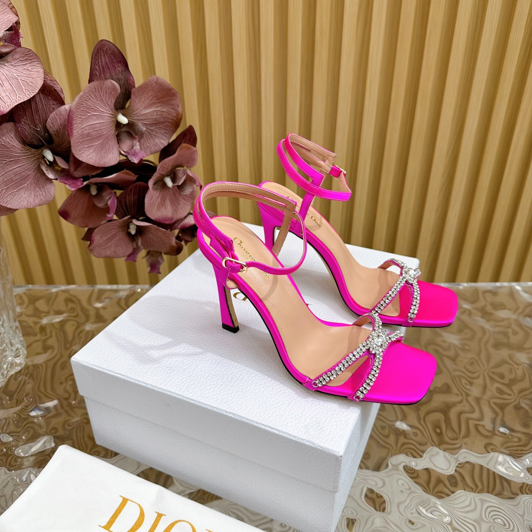 UA D*0r Slingback Pump
