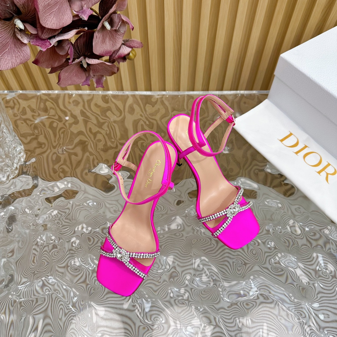 UA D*0r Slingback Pump