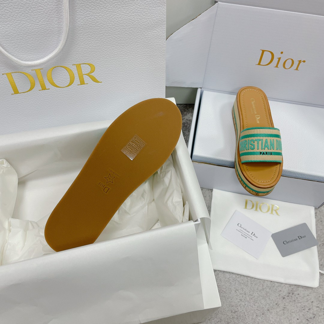 UA D*0riviera Dway Platform Slide