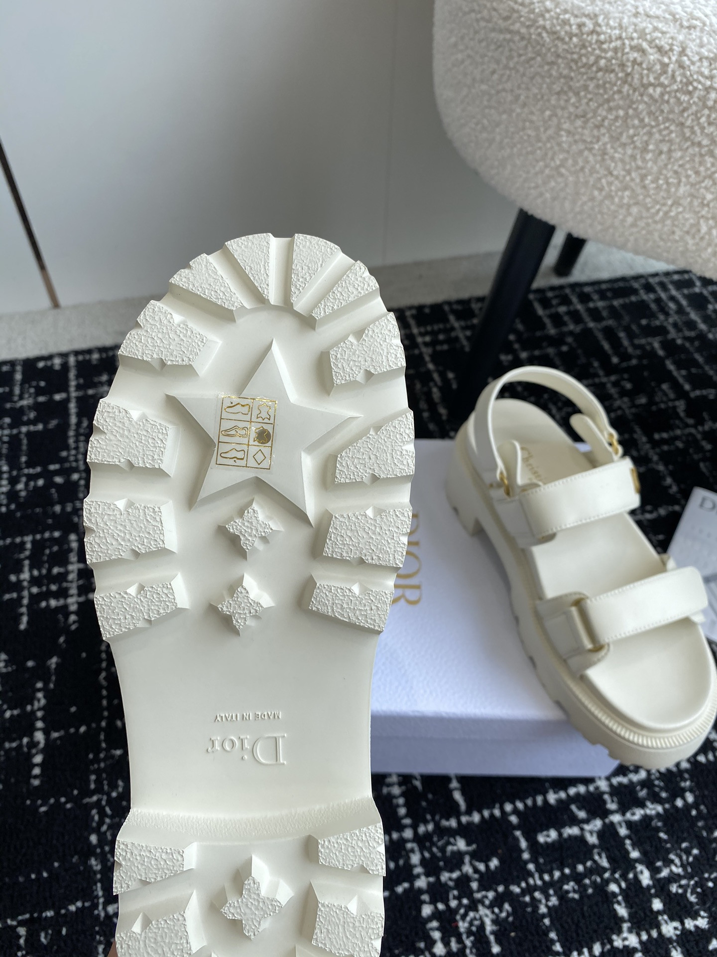 UA D*0ract Platform Sandal White