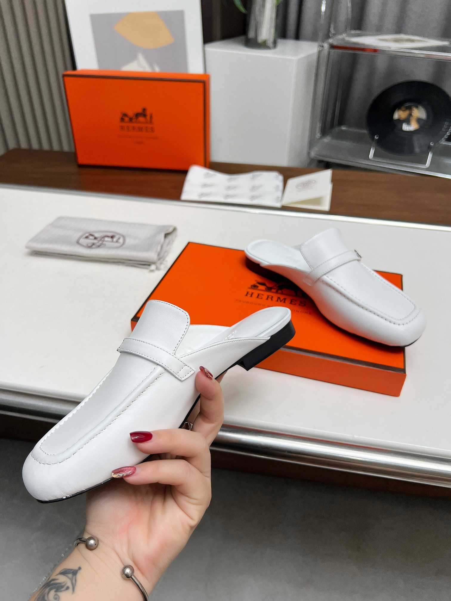 UA Hermès IENA MULE