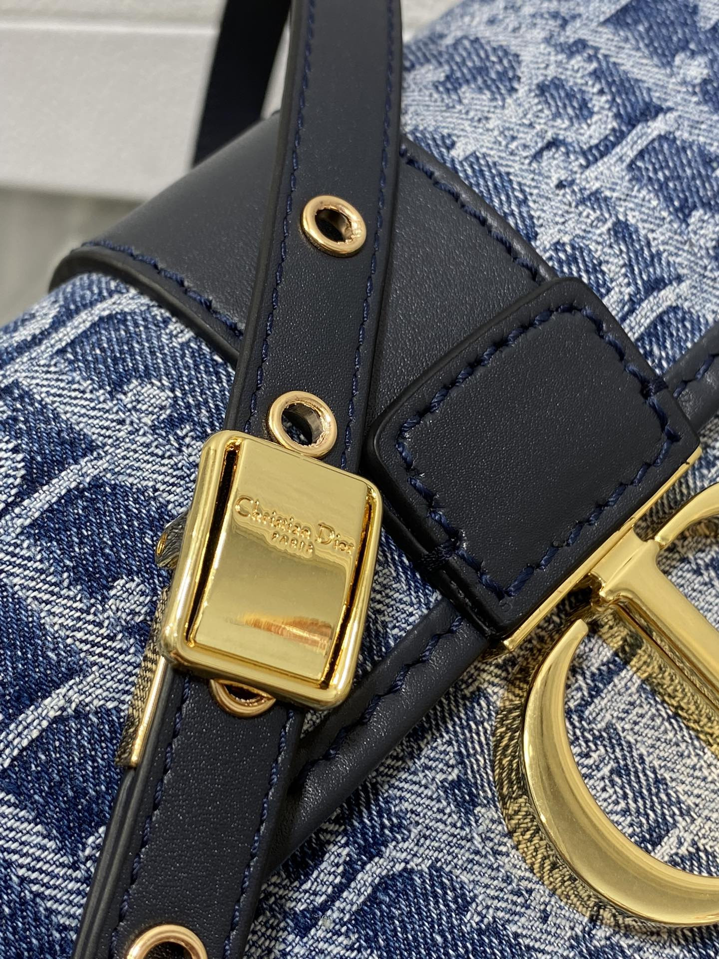 D*0r 30 Montaigne East-West Bag with Chain Blue Denim D*0r Oblique Jacquard  21 x 12 x 6 cm