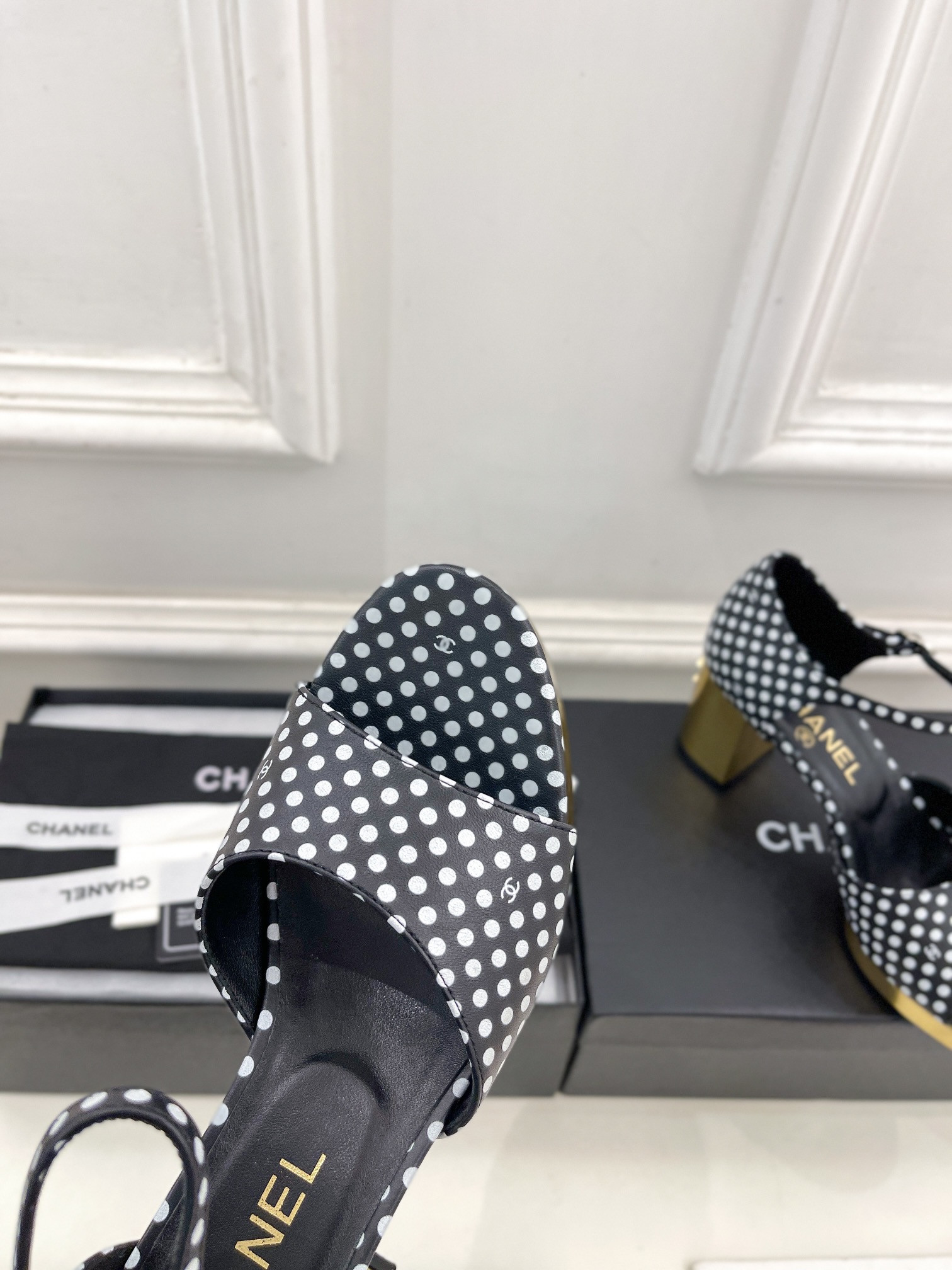 UA Ch*el HEELED SANDALS