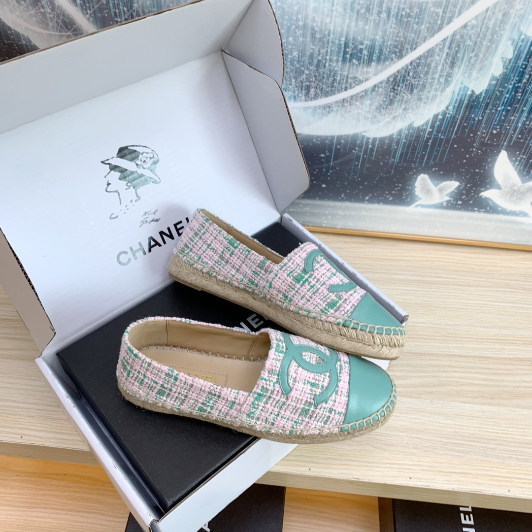 UA Ch*el ESPADRILLES