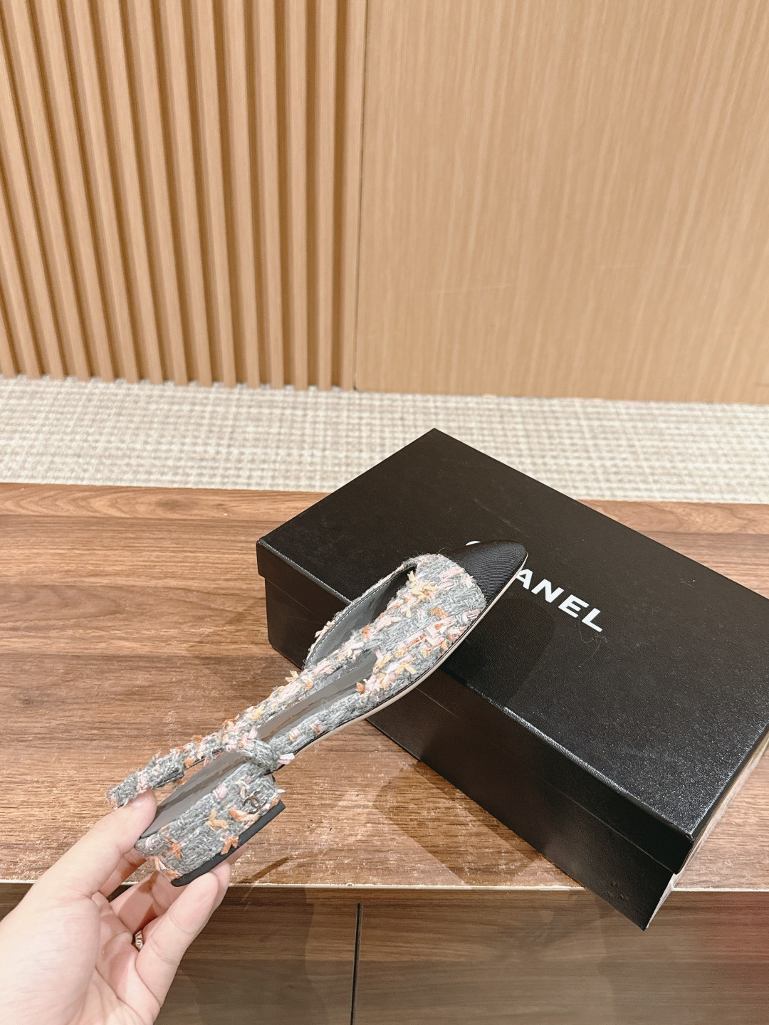 UA Ch*el SLINGBACKS FLAT