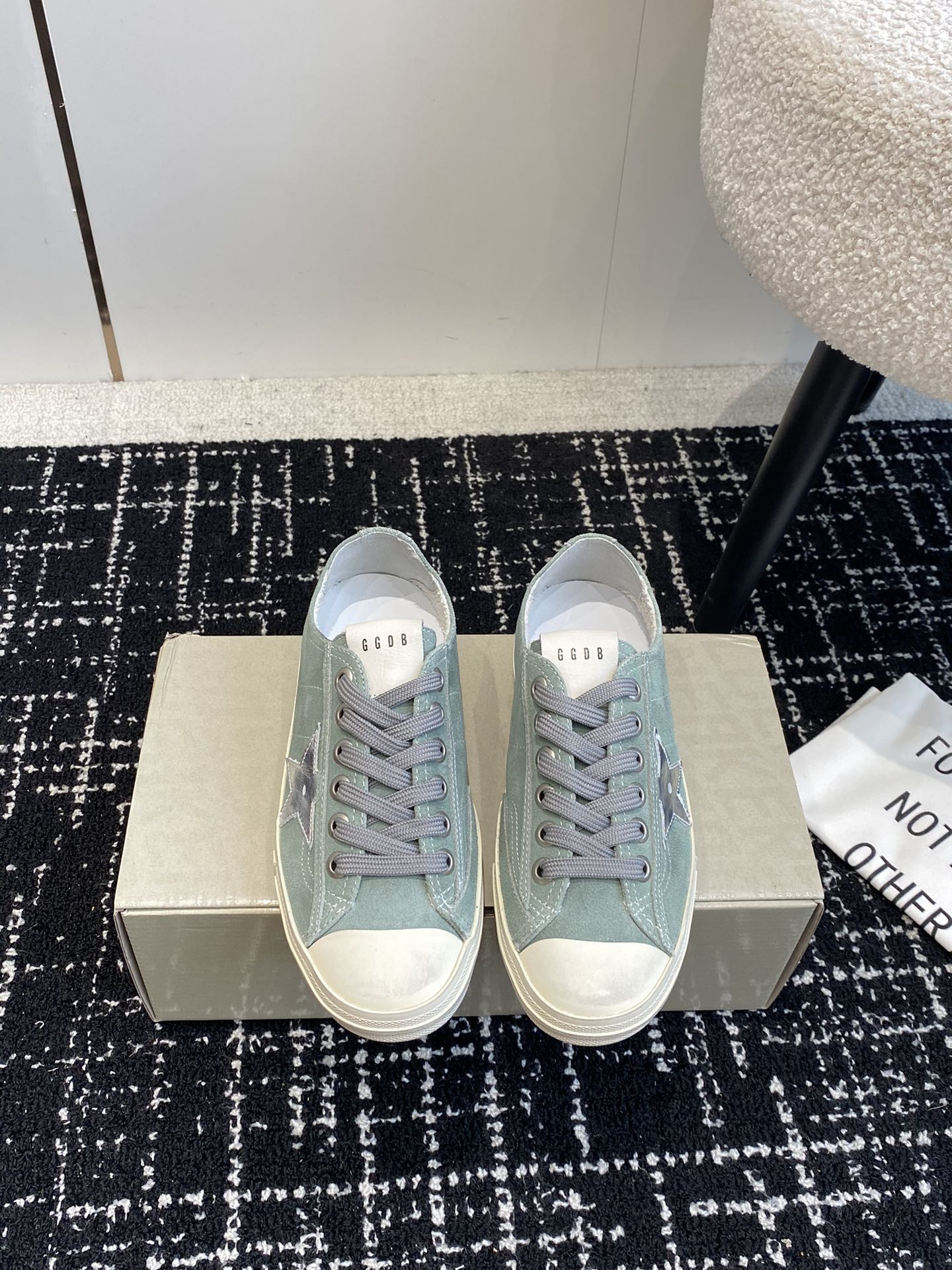 UA Golden Go*e V-STAR Sneaker