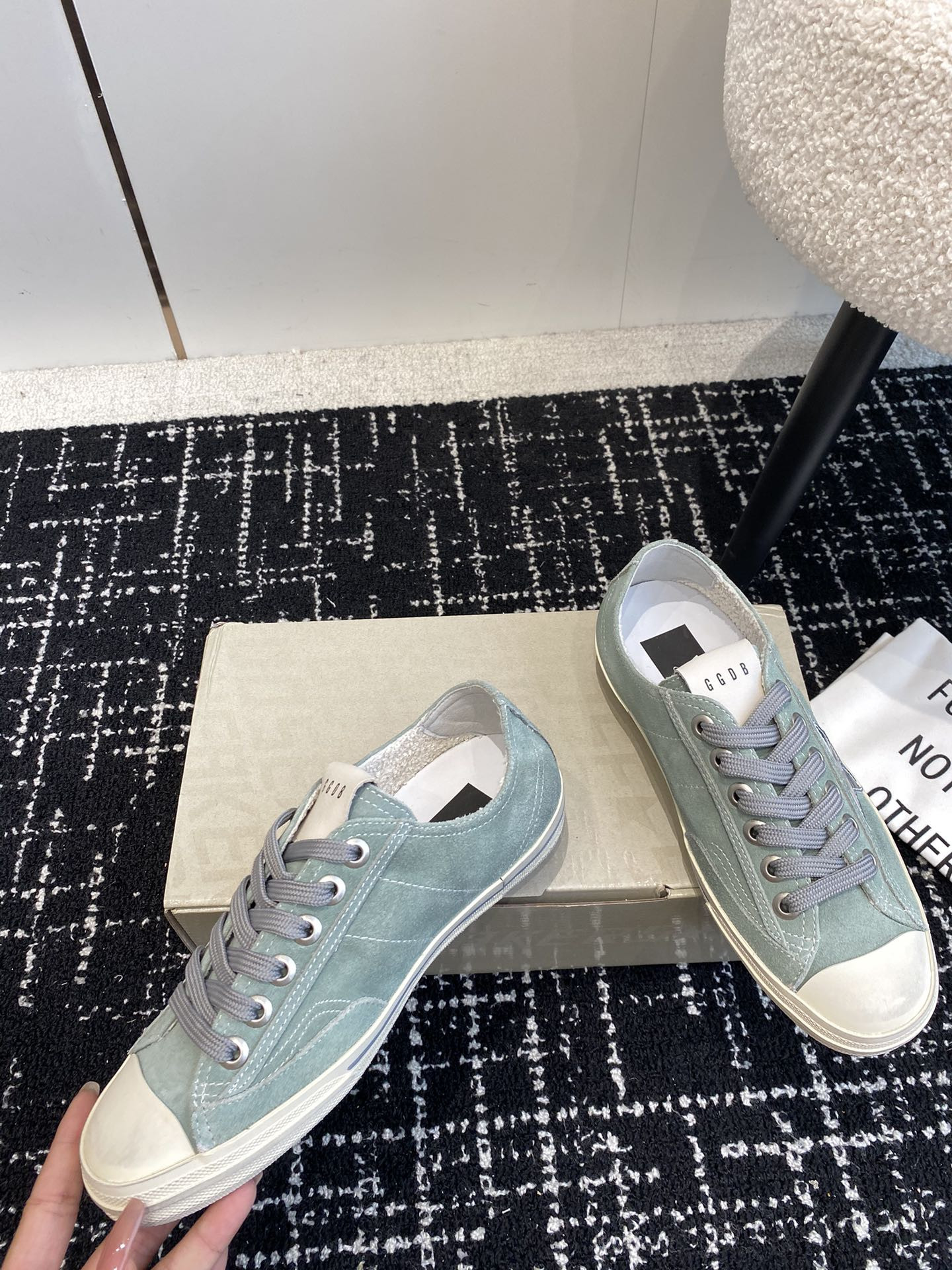 UA Golden Go*e V-STAR Sneaker