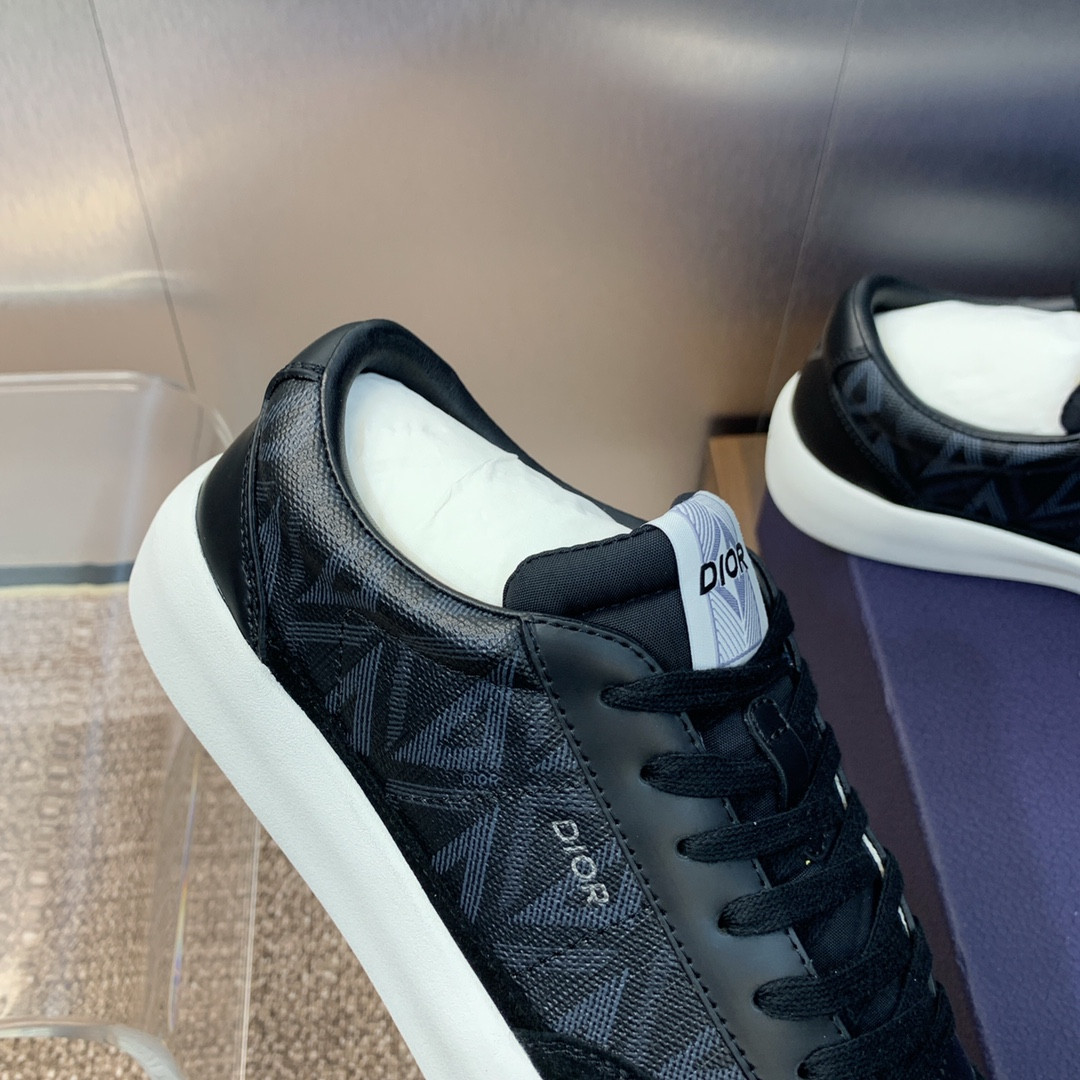 UA D*0r B101 Sneaker