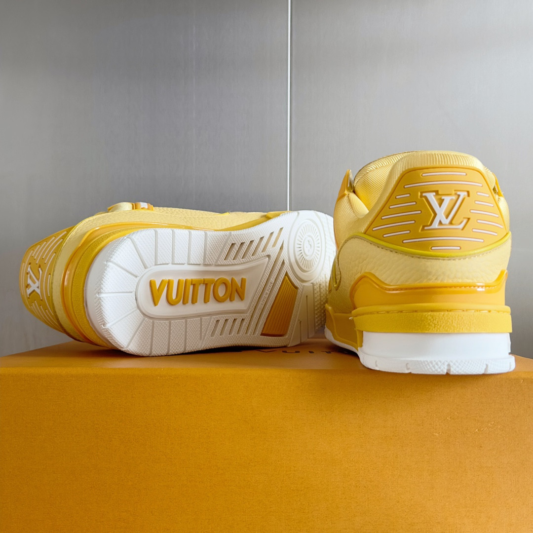 UA LV Trainer Sneaker