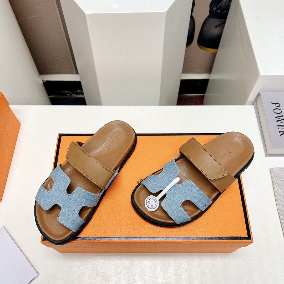 UA Hermès Chypre sandal