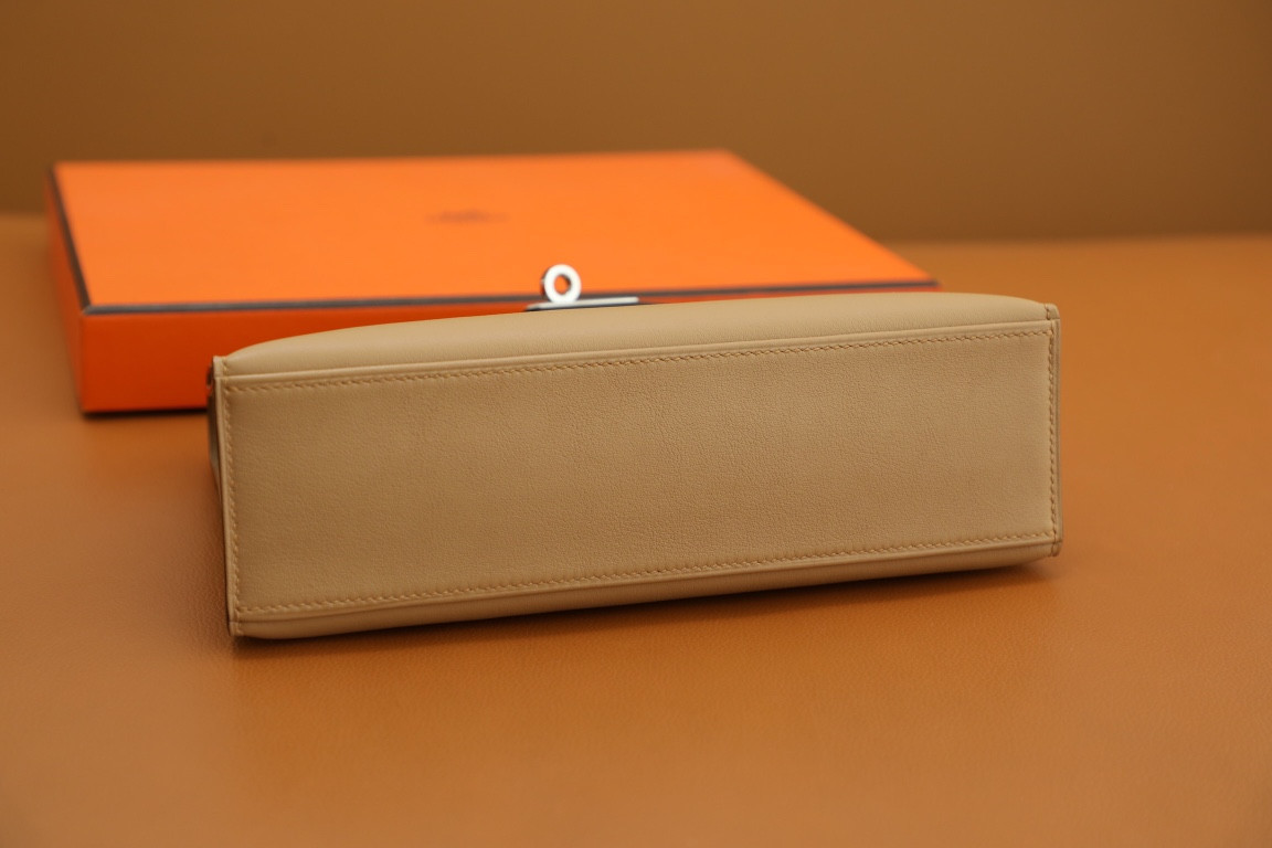 Hermès Kelly Mini Swift 22 22×7×13CM