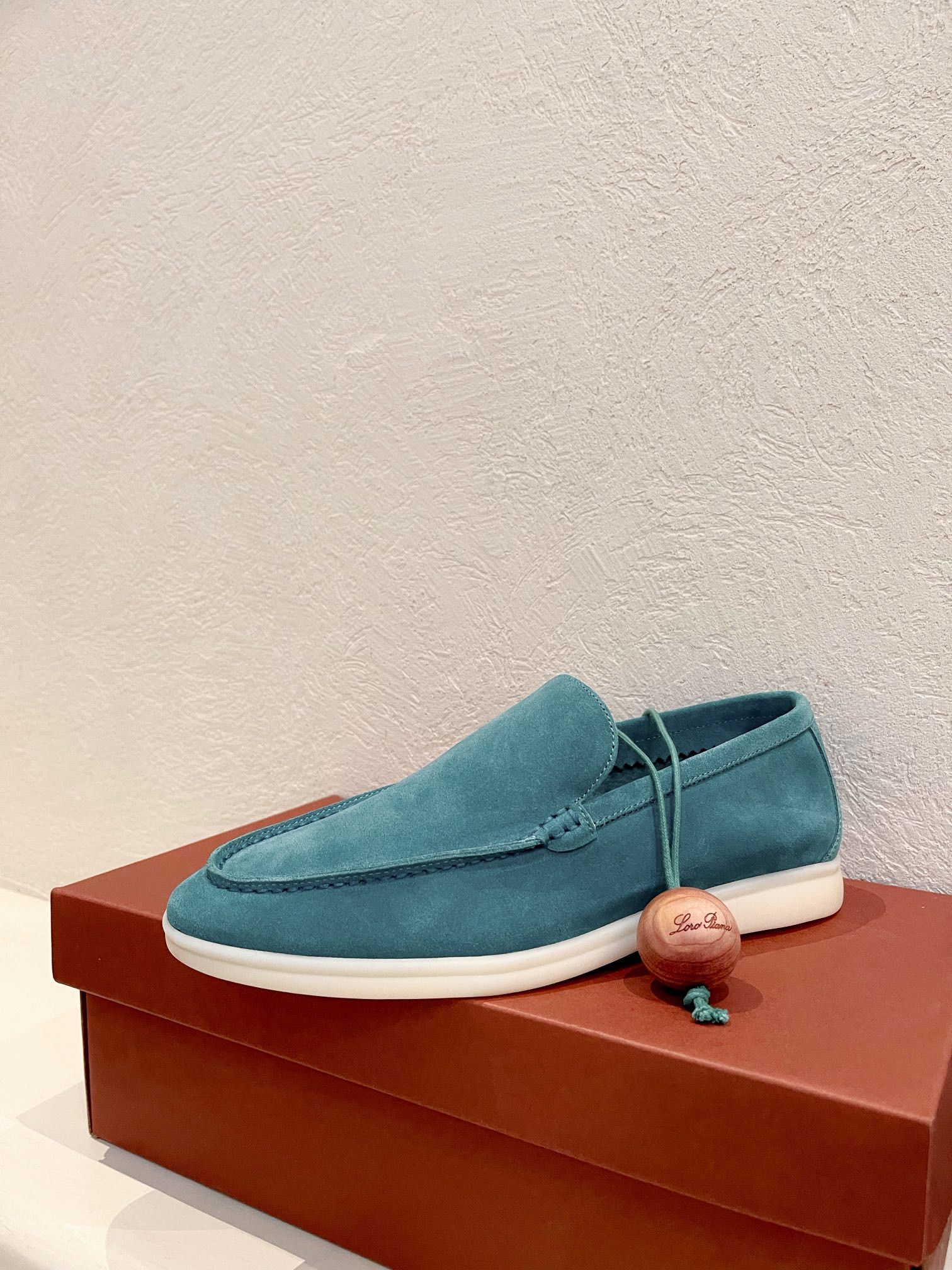 UA L**o p*ana Summer Walk Loafers