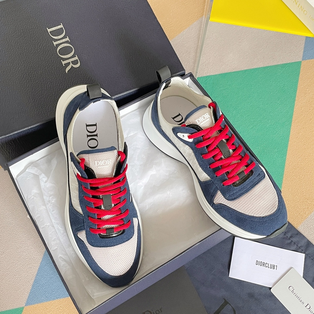 UA D*0r B25 Runner Sneaker