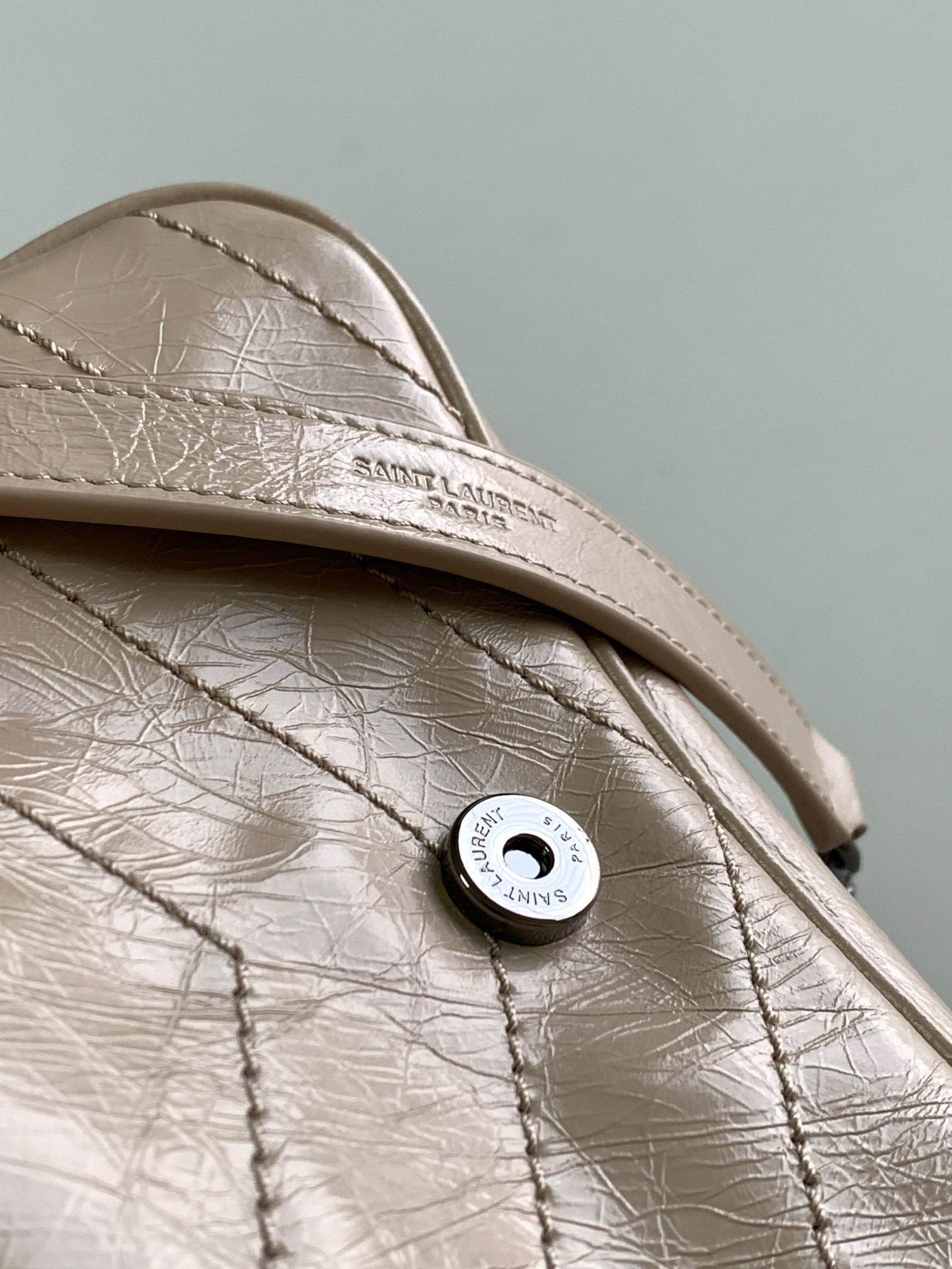 Y*L NIKI CHAIN WALLET IN SHINY LEATHER WHITE 19 x 15 x 6 CM