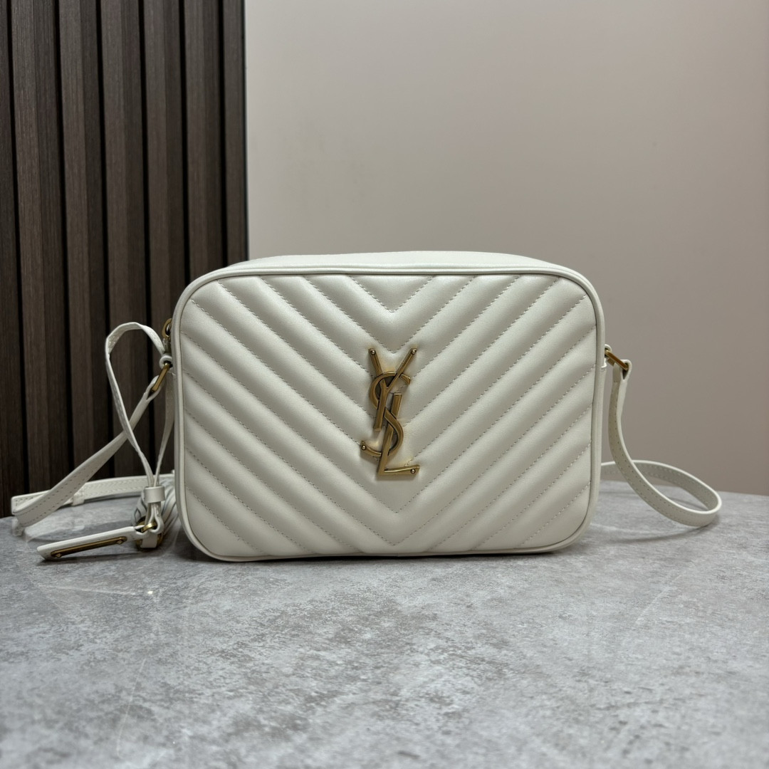 Y*L LOU camera bag in quilted leather 23x16x6cm