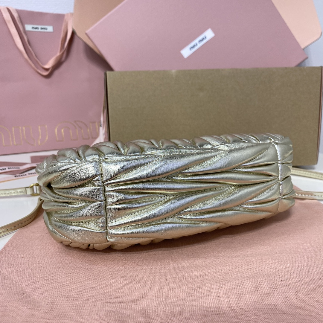 Miu Miu Wander matelassé nappa leather hobo bag 17x20x6cm