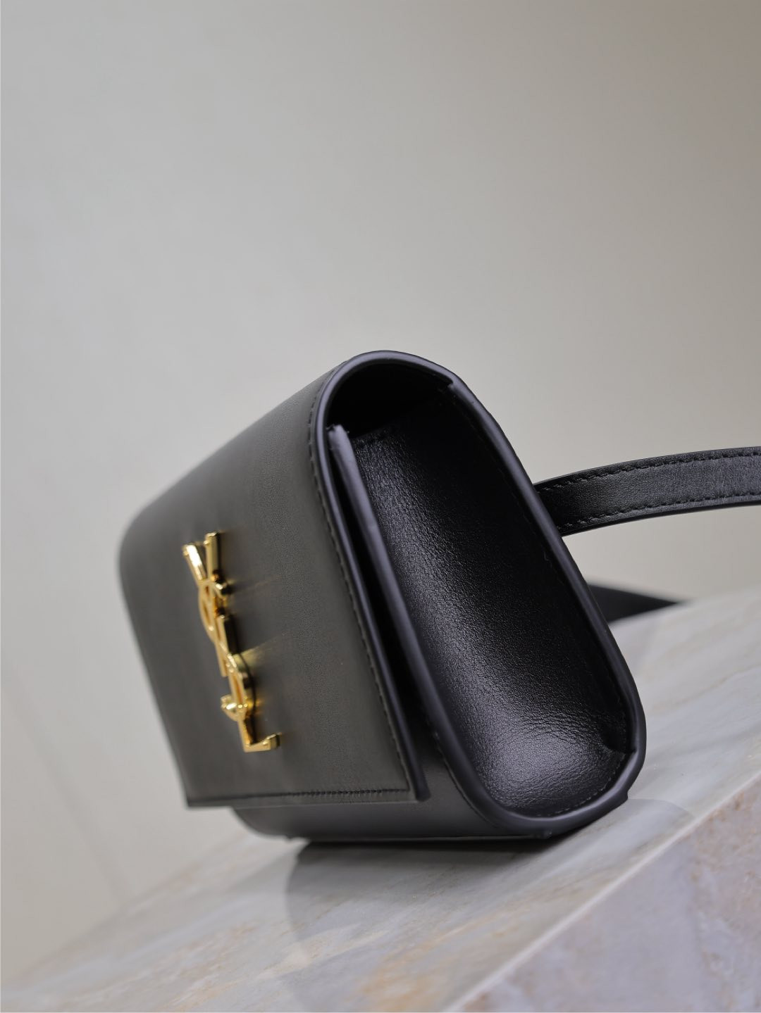 Y*L kate belt bag in grain de poudre-embossed leather 18x12x4.5cm