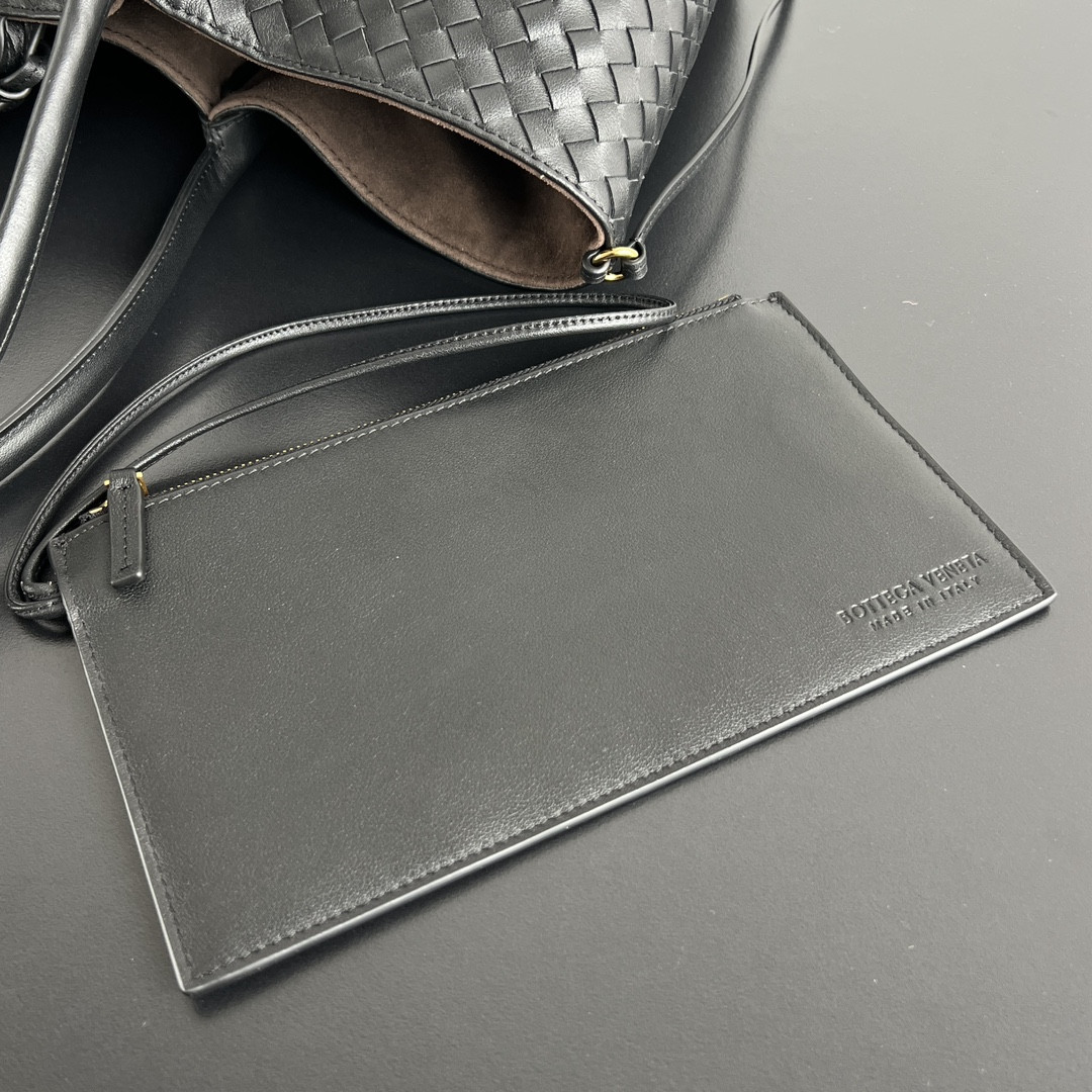 Bo*te*ga Ve*ne*ta Pinacoteca Reversible tote bag in Intrecciato silky calf leather 23x43x14.5cm (Without packaging)