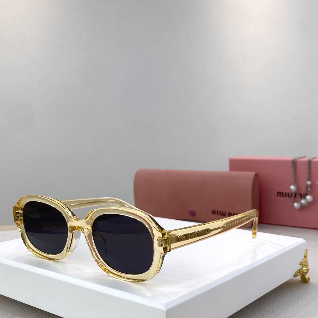 Miu Miu Glasses SMU18W