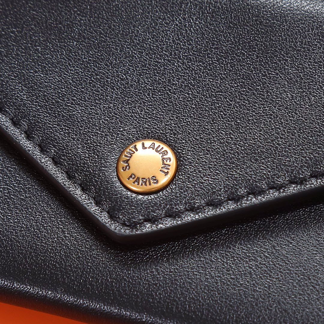 Y*L LOULOU MINI in lambskin 20X12X5cm