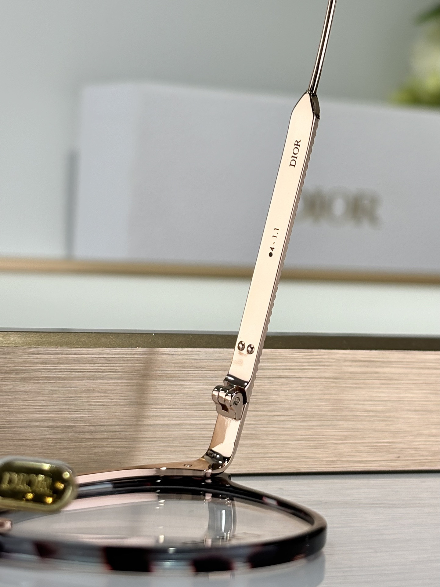 D*0r Glasses Mini CD A6L 51-20-145