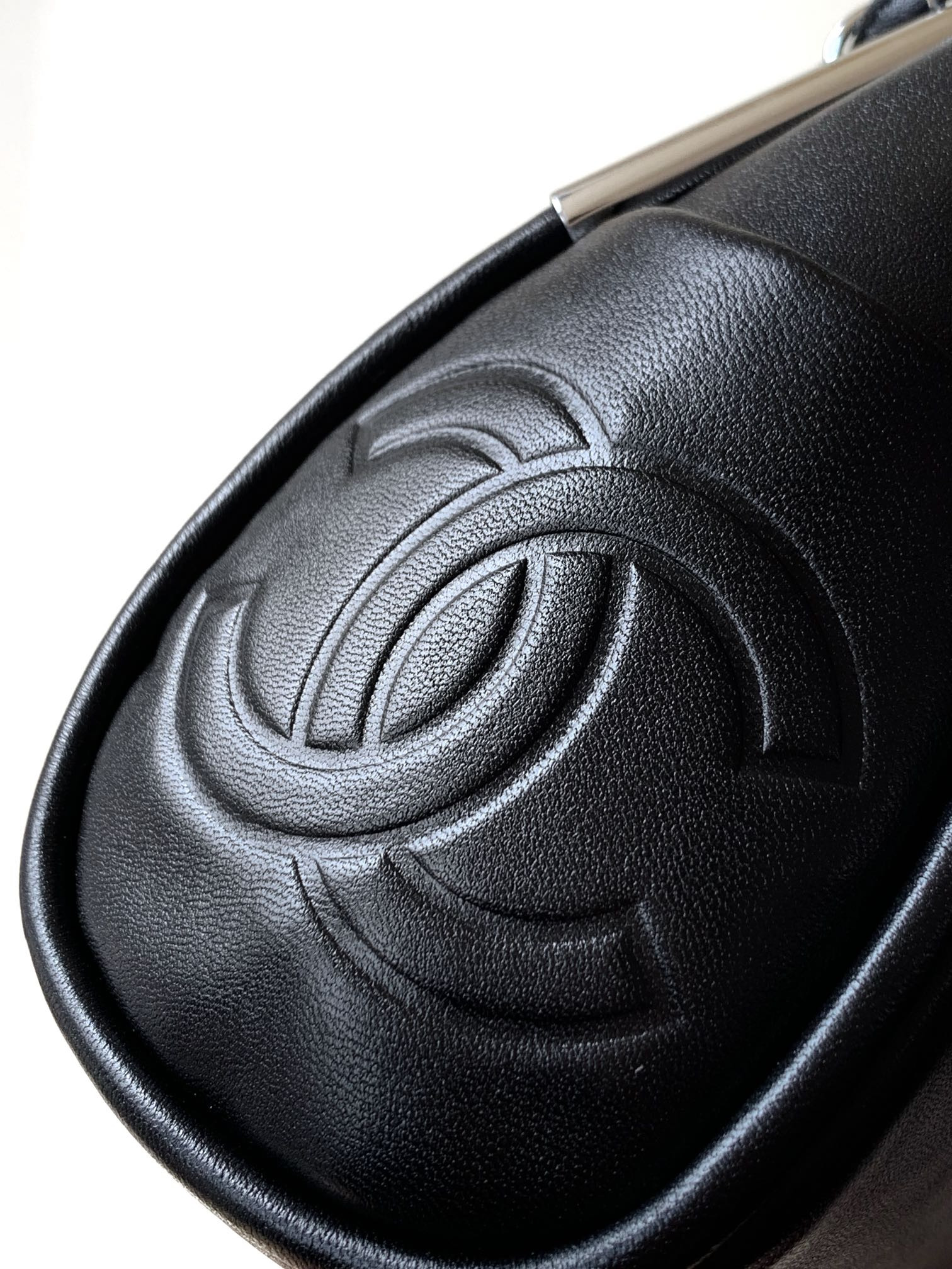 Ch*el OHANEL hobo bag 30x20x12cm