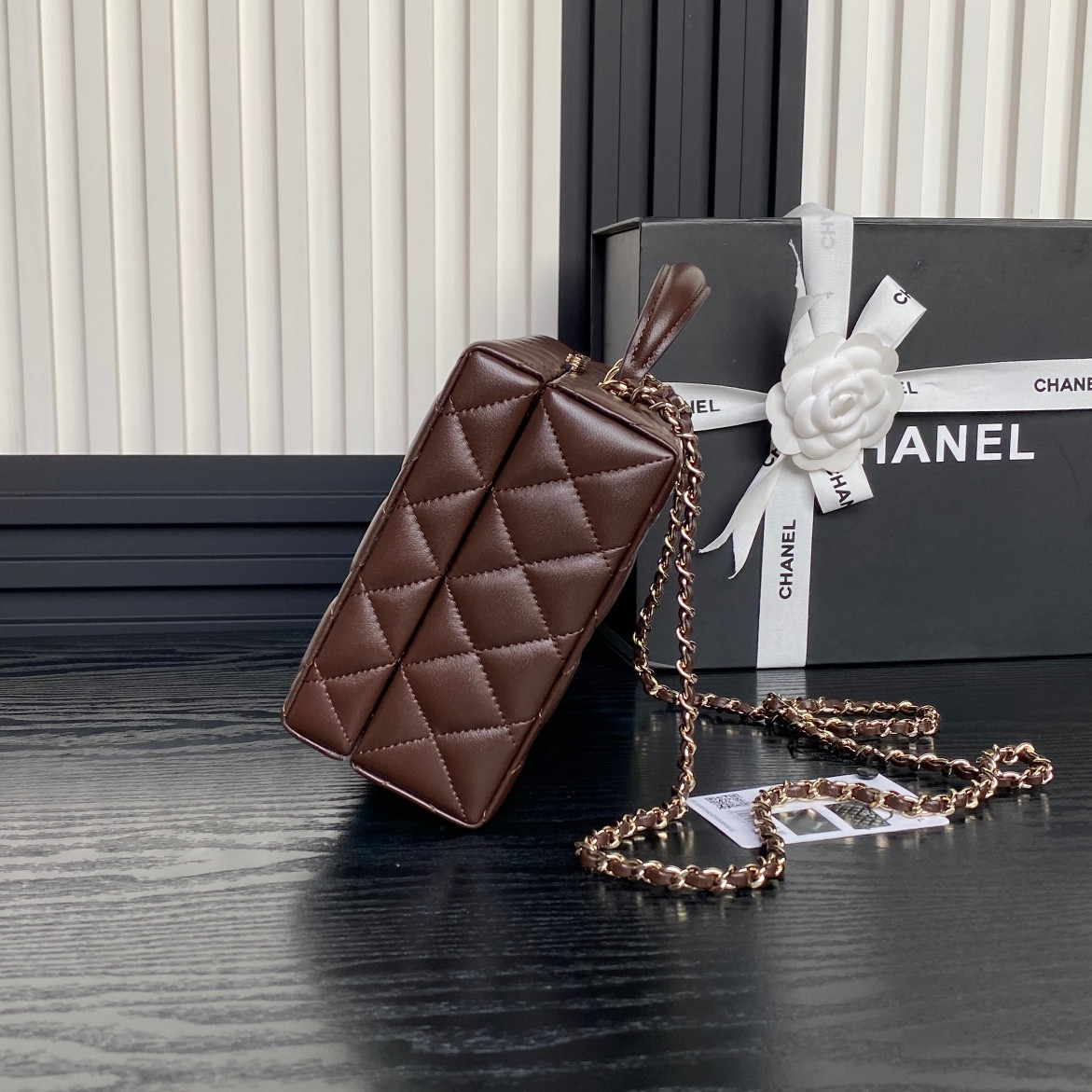 Ch*el Box bag 15x22x7.5cm