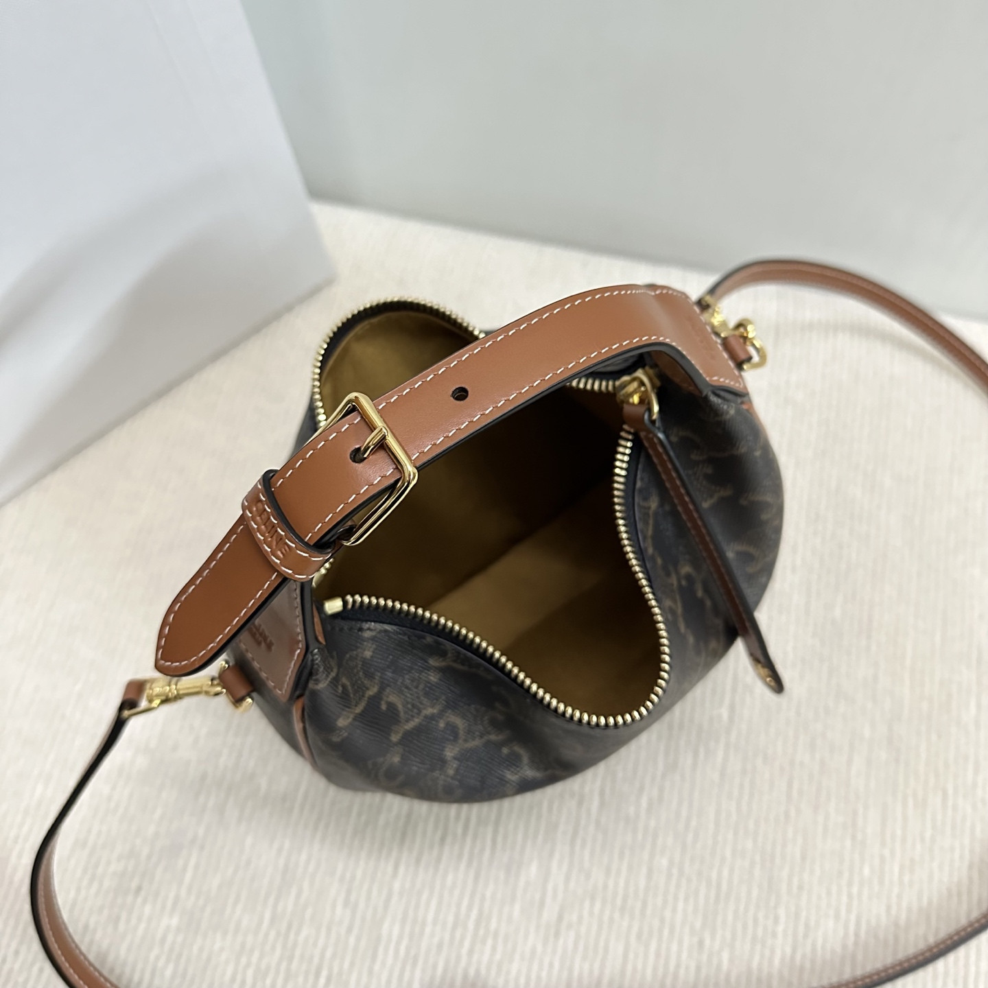 Ce**e Teen Ce**e Lulu in Triomphe canvas and calfskin 21x24x5cm