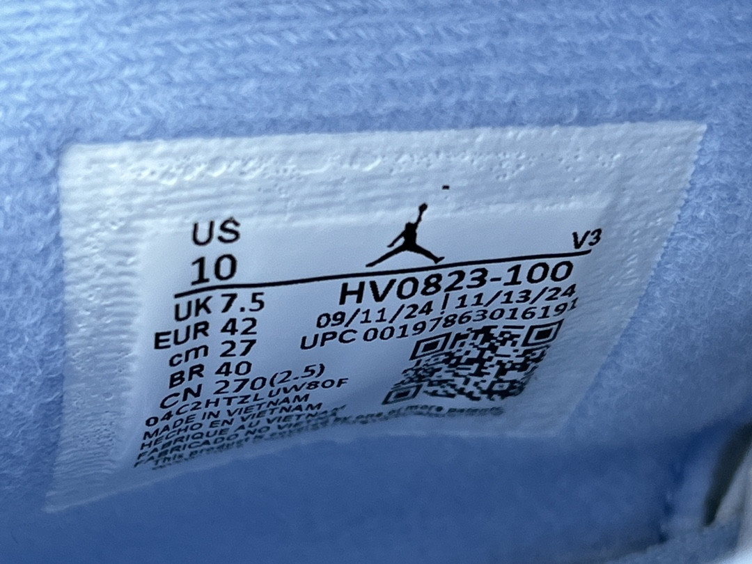 UA Air Jordan 4 Retro