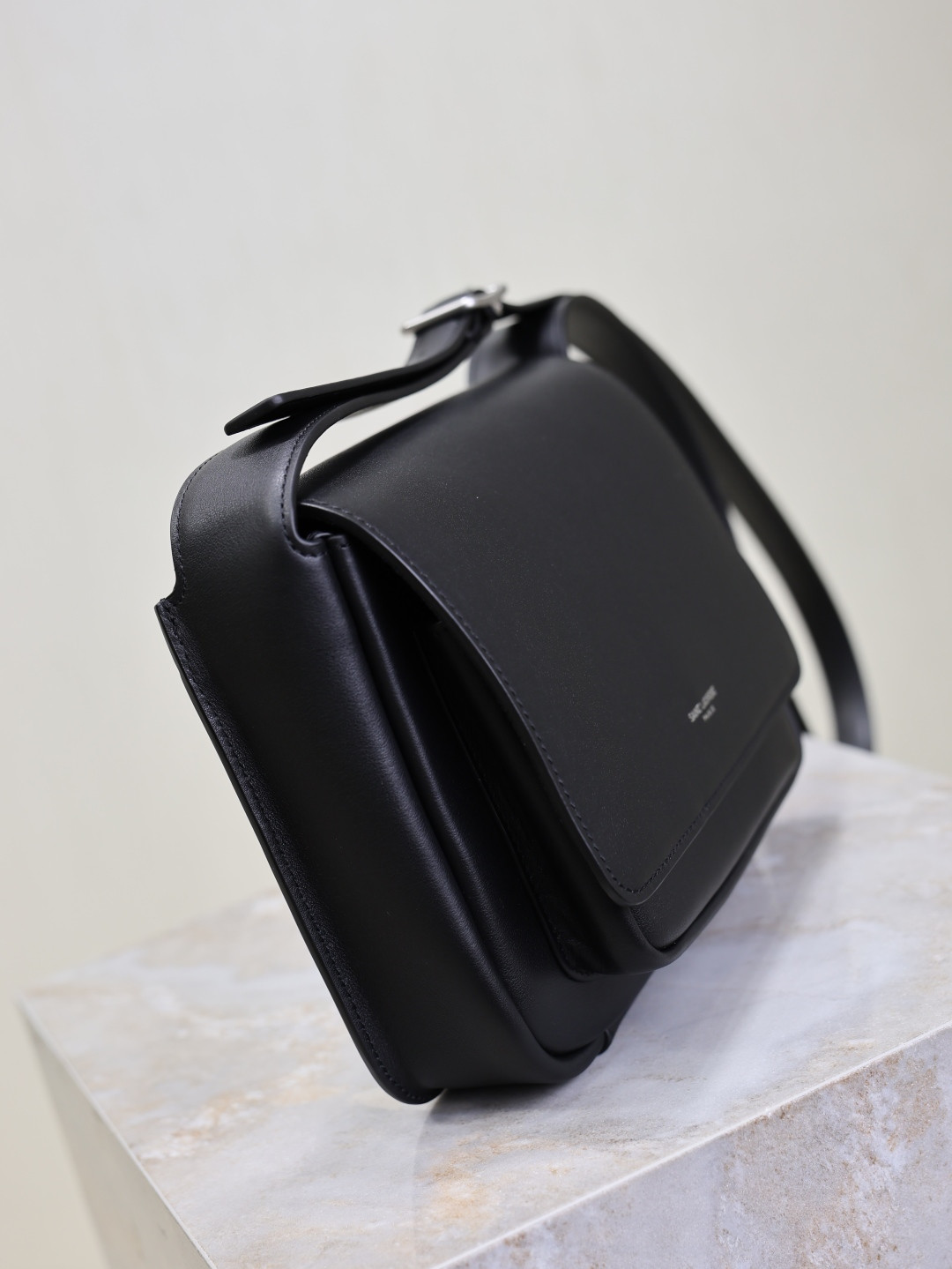 Y*L Sa**t Lau*nt Niki small satchel in smooth leather 21x16x5cm