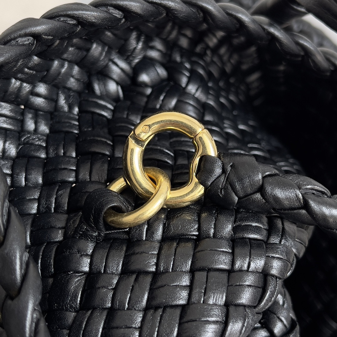 Bo*te*ga Ve*ne*ta Small Tosca 16.5x20x7cm