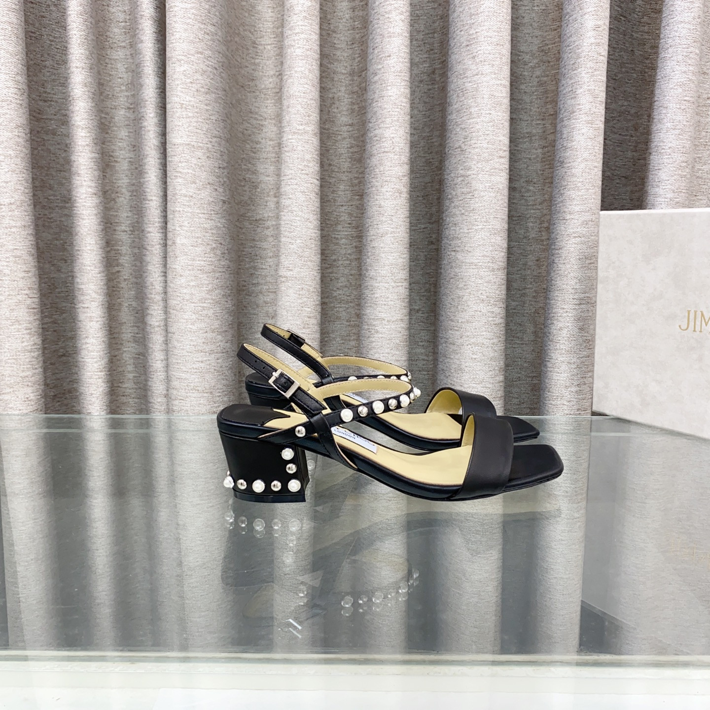 UA Ji*y Ch* Sandals 4.5cm