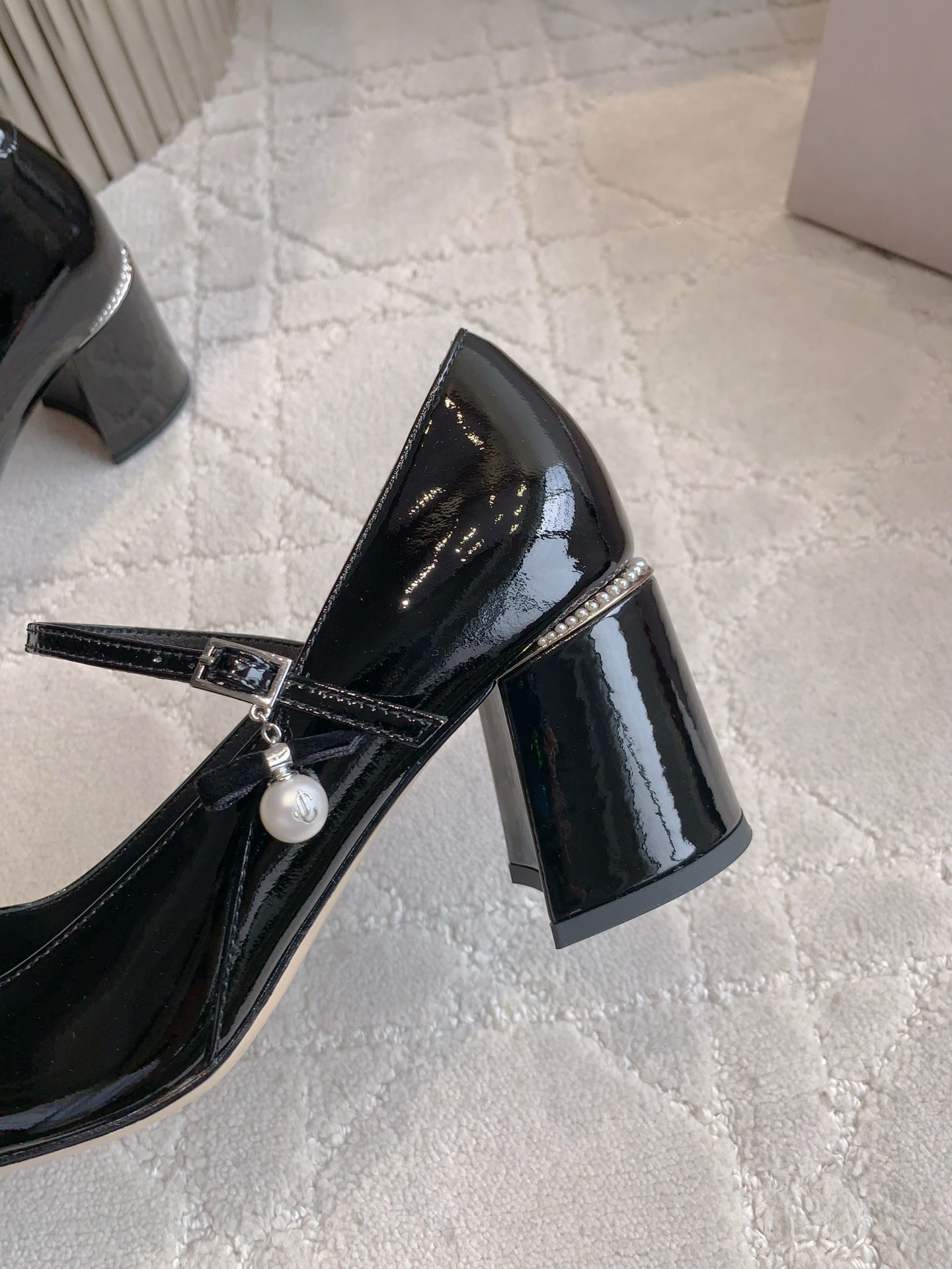 UA Ji*y Ch* Wave Mary Jane 7cm